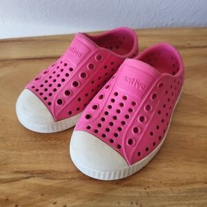 Native Jefferson Hollywood Pink Slip-On Sneakers, Size C6